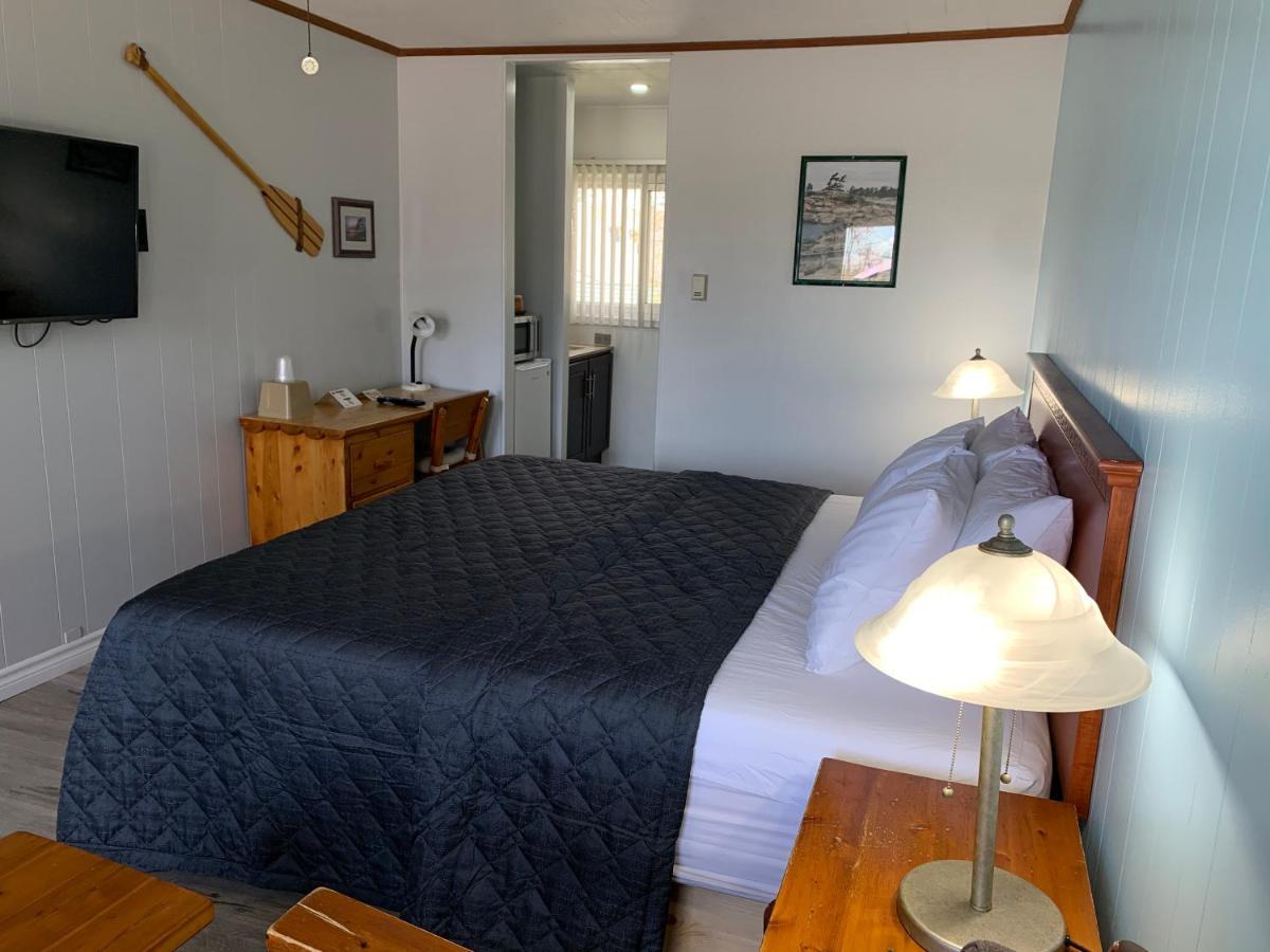 Town & Country Motel Parry Sound Luaran gambar