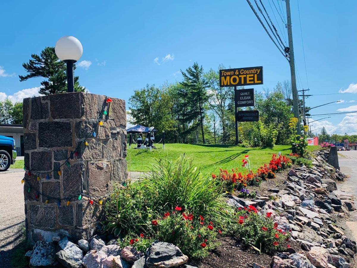 Town & Country Motel Parry Sound Luaran gambar